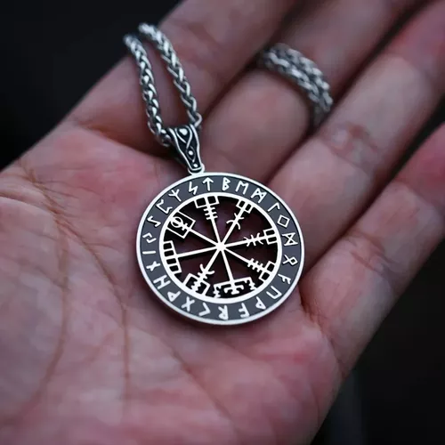 GENERICO Collar Hombre Vegvisir Brújula De Runas Vikingas Acero