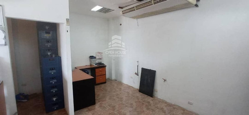 Imagen 2 de 5 de Local Comercial Gold Country