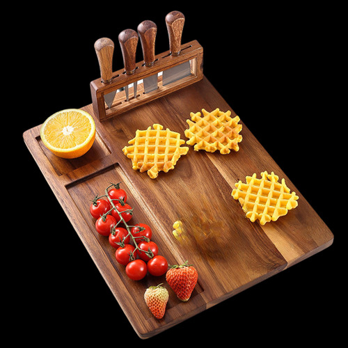 Tablero De Quesos De Bambú Y Cuchillos Play Platter Board