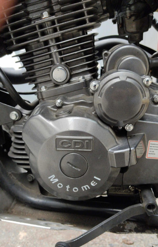 Motomel Skua 250 V6