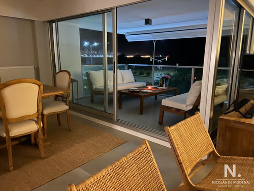Espectacular Departamento En Venta Reciclado, 3 Dorm + Dep. Playa Mansa.