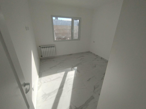 Departamento En Venta - 1 Dormitorio 1 Baño - Cochera - 52mts2 - Tandil