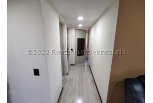 Imagen 4 de 25 de #23-2996 Bellisimo Apartamento En La Florida