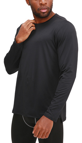 Use Una Camiseta Negra De Manga Larga Con Cuello Redondo En