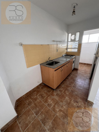 Departamento 2 Ambientes En Alquiler - Ramos Mejía