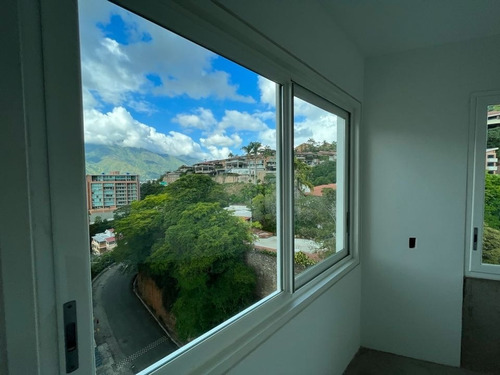 Imagen 17 de 28 de Venta Apartamento Ph 236 M2 4h/5b/4p Lomas De Las Mercedes