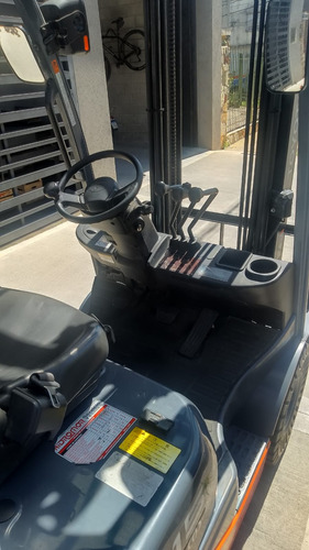 Auto Elevador Clark Toyota 1500kg Naftero 458hs Uso