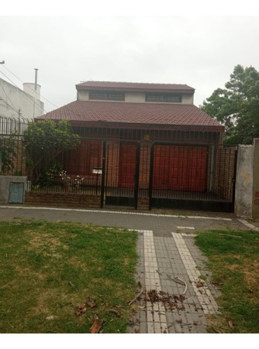 Casa En Venta En Lanus Este