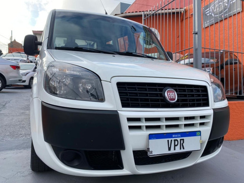 Imagem 5 de 14 de Fiat Doblo 1.8 Essence Flex 2019 - 7 Lugares