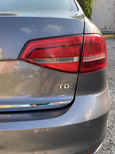 Volkswagen Jetta 2.0 Tdi L4 T Diesel Nave B A C At
