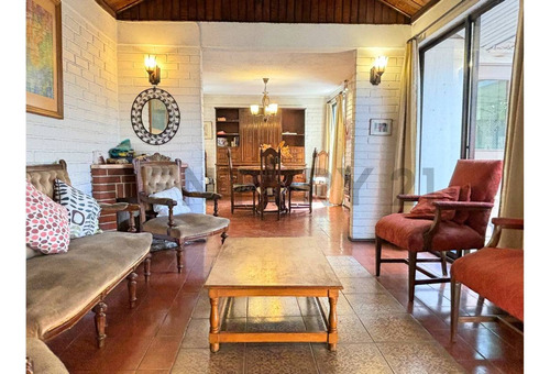 Casa En Venta Para Remodelar, Cercana Metro
