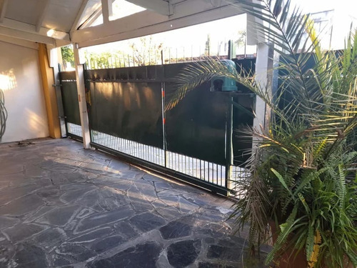 Imagen 9 de 13 de Venta Casa Castelar Sur 3 Dormitorios Con Pileta Gran Oportunidad.