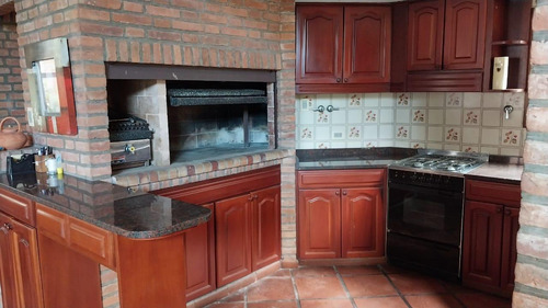Casa En Venta En Country Club El Carmen