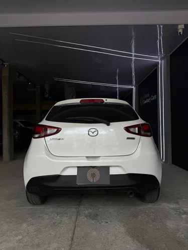 Mazda 2 1.5 Touring
