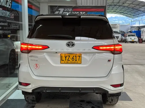 Toyota Fortuner 2.8l GR-S
