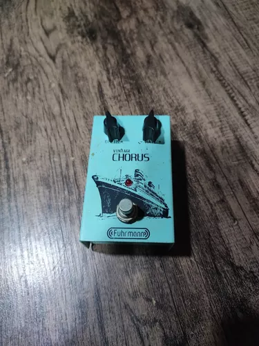 Kit 2 Pedal Guitarra Delay Analog Echo + Psico Vibe Fuhrmann :  : Brinquedos e Jogos