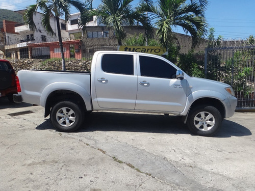 Imagen 7 de 14 de Toyota Hilux Kavak Automática 4x4