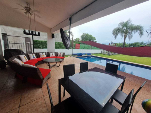 Hermosa Casa En Venta
