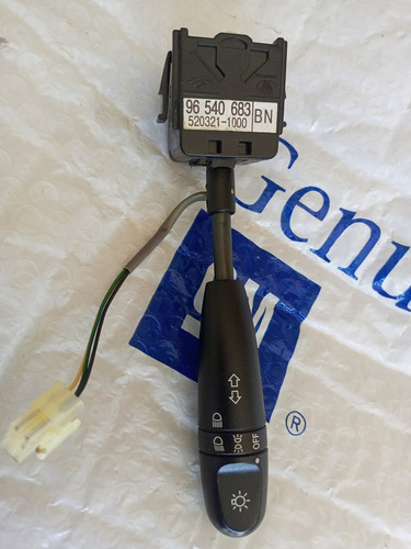 Imagen 4 de 5 de Palanca De Luz Principal Aveo / Spark Original Gm (96540683)
