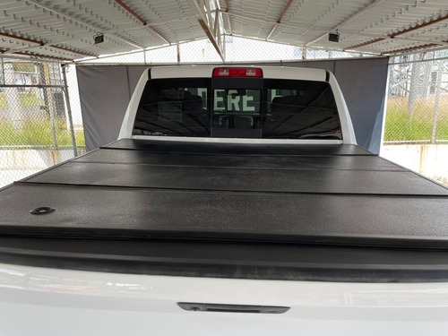 Imagen 6 de 13 de Dodge Ram Laramie 4x4