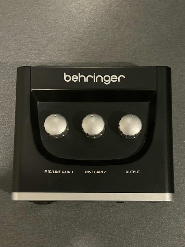 Interfaz De Audio Behringer Um2