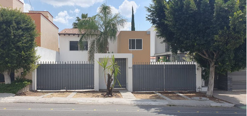 Venta Hermosa Casa Juriquilla. Súper Oportunidad