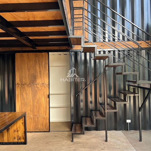 Casa En Venta De 5 Dorm. En Colbún