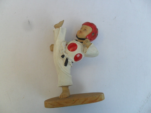 Figura Antiguo Karate Niño Estatua 12cm Plastico Resina