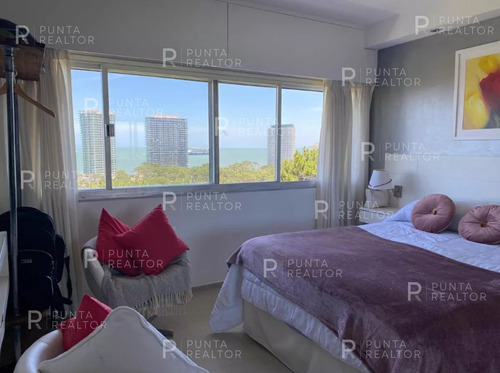 Departamento En Venta De 1 Dormitorio, Punta Del Este, Uruguay