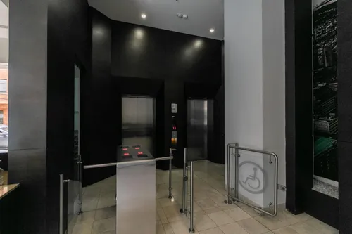 Oficina En Arriendo En Virrey. Cod A1094047