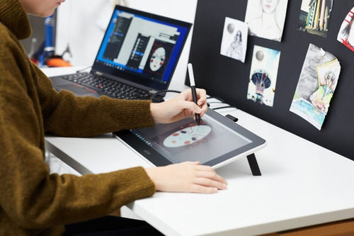 Tableta Digitalizadora Wacom One Black Y White