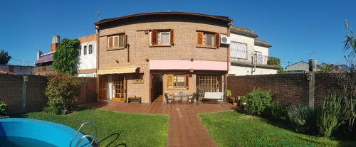 Imagen 20 de 21 de Chalet 4 Amb + Escritorio Cochera. Fondo Libre