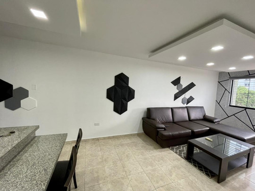 Imagen 9 de 21 de En Venta Apartamento El Rincón. Claudia Quintero.