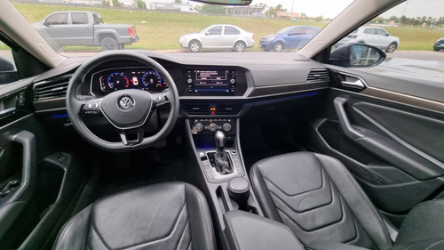 Imagen 20 de 25 de Vw Vento Highline 1.4 Automatico 2021 Ugarcia Us