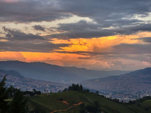 Vendo Casa Campestre Vereda El Jardín Belén, Medellín 