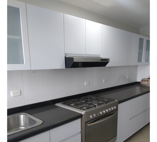 Vendo Apartamento 153m2, 3 Hab/ 3 Bañ/ 2 Ptos/ 1 Mal. Club Hípico