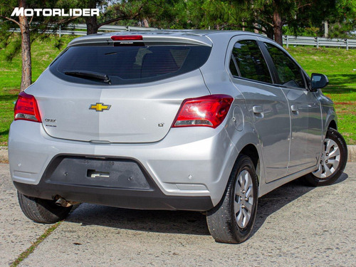 Imagen 5 de 25 de Chevrolet Onix Lt 1.0 Extra Full | Permuta / Financia