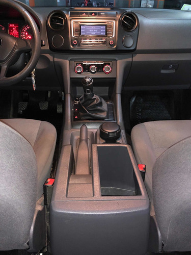 Imagen 11 de 14 de Volkswagen Amarok 2015 2.0 Cd Tdi 140cv 4x2 Startline