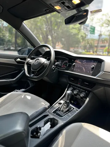 Volkswagen Jetta 1.4 Tsi R-line