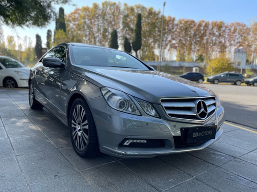 Imagen 2 de 15 de Mercedes Benz E 350 Elegance Aut L/07 2009