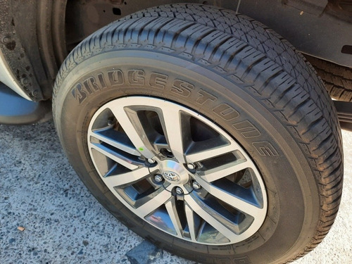 Imagen 10 de 12 de Toyota Hilux 2.8 Srx 4x4 Automatica 45.000kms Permuto