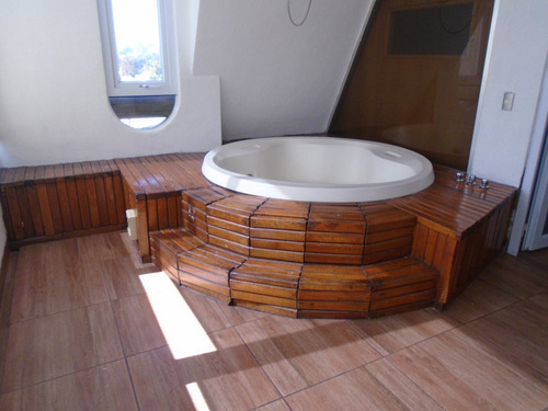 Espectacular Dúplex - El Bosque - Metro- Jacuzzi-sauna