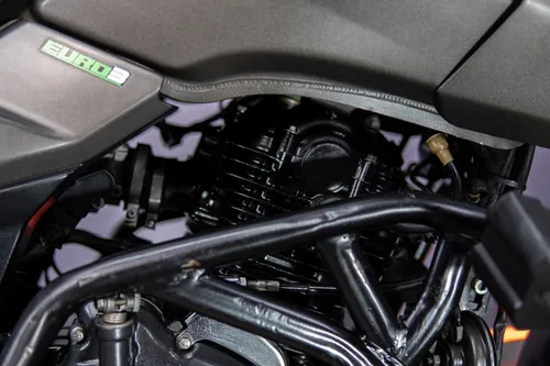 Bajaj Pulsar 180 Fi 2022