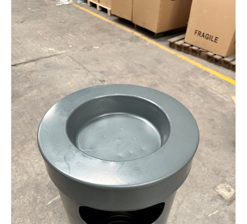 Bote De Basura Cilindrico 80l Con Cenicero/macetero Exterior Color Gris