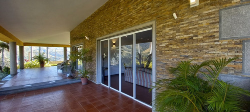 Venta De Casa En La Entrada De Naguanagua Cod 271339