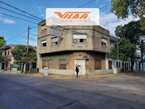 Oportunidad!esquina De 440m2 Apta Varios Destinos. Ideal Habitaciones Para Alquilar