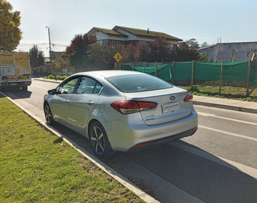 Imagen 13 de 13 de Kia Cerato Ex 1.6 2019