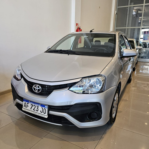 Toyota Etios 1.5 Sedan X