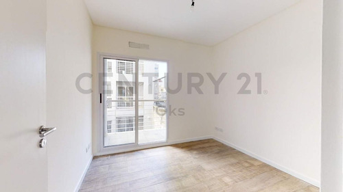 A Estrenar Departamento 3 Ambientes En Venta En Villa Crespo Parilla En Balcon