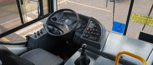 Imagem 9 de 11 de Ônibus Urbano 2011